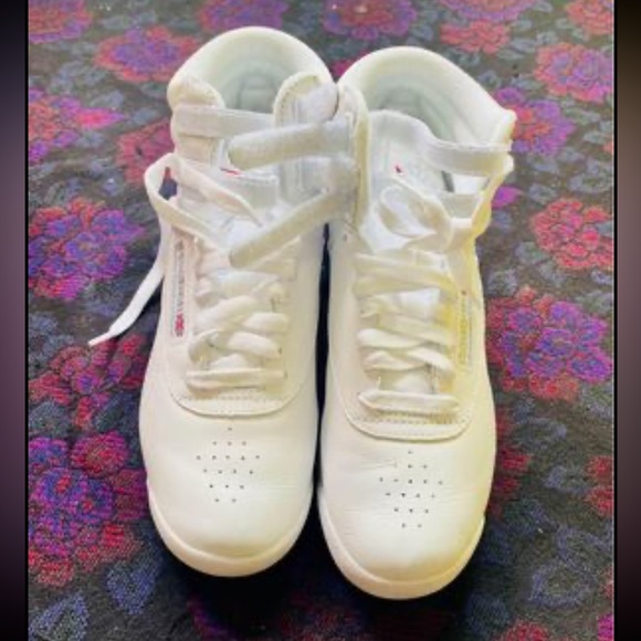 Reebok - Women’s Sneakers - Picture 2 of 4